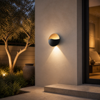 Moderne metalen halvemaanwandlamp