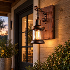 Industriële houten lantaarnwandlamp