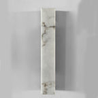 Moderne lineare Wandleuchte aus Marmor