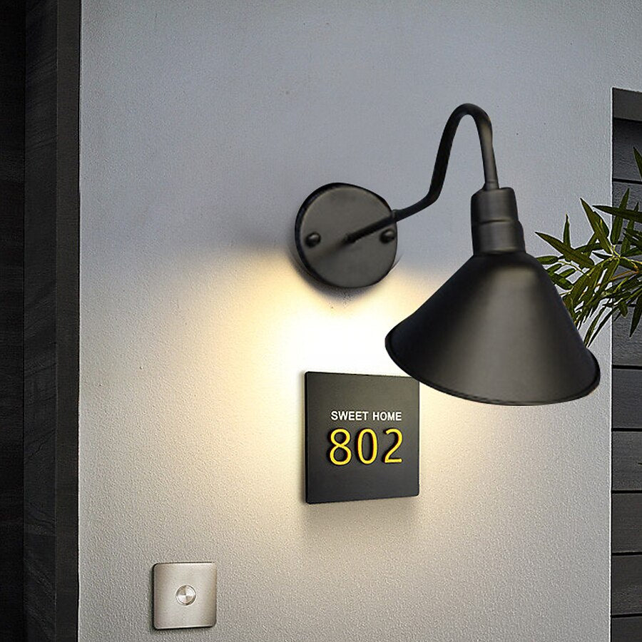 Industrial Metal Gooseneck Wall Light