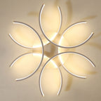 Deckenleuchte aus Metall mit Blumenmotiv