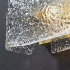 Moderne Wandleuchte aus Glas im Rechteckformat