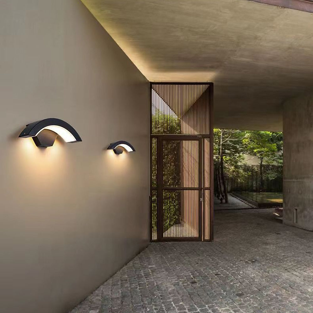 Modern Metal Arc Wall Light