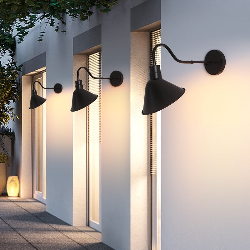 Industrial Metal Gooseneck Wall Light