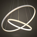 Moderne Metallring-Pendelleuchte